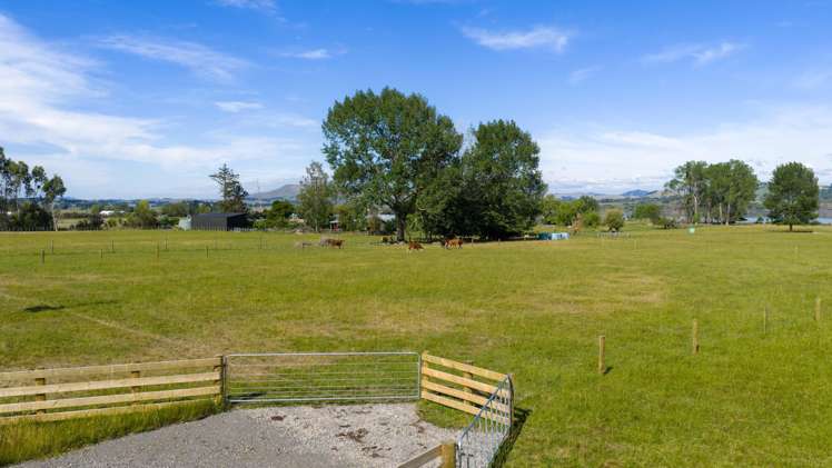 330 and 328 Racecourse Road Waipukurau_5
