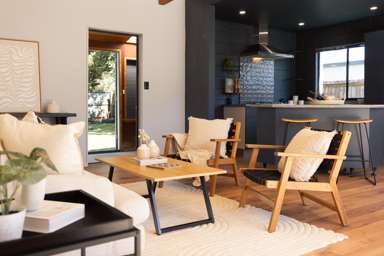 12 Plover Street_3