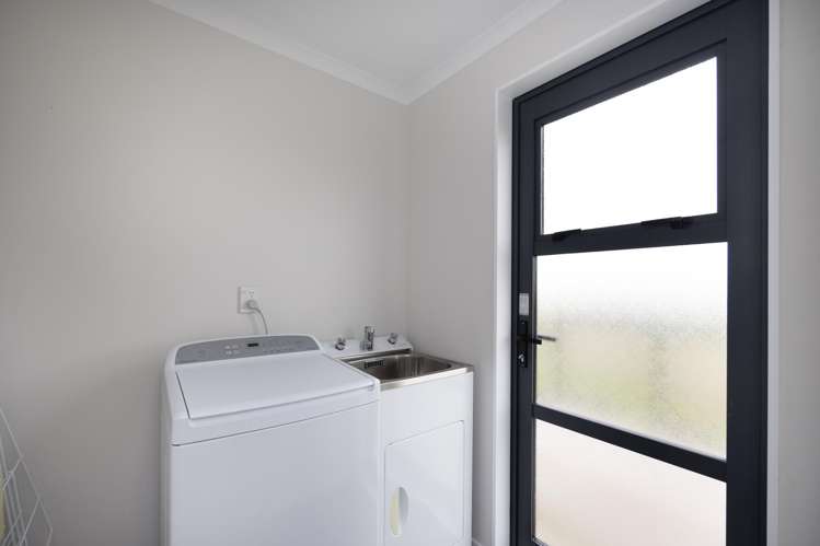 567 Lethbridge Road Halcombe_20