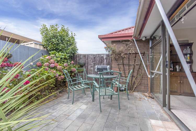 2/49 Division Street Riccarton_2