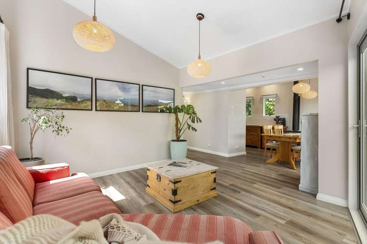 2/5A Dakota Avenue Beach Haven_6