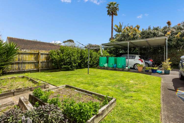 28 Wairau Avenue Avondale_22