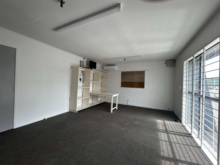 92/70-106B Stoddard Road Mt Roskill South_3