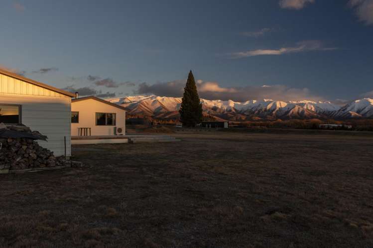 23 Old Glen Lyon Road Twizel_19