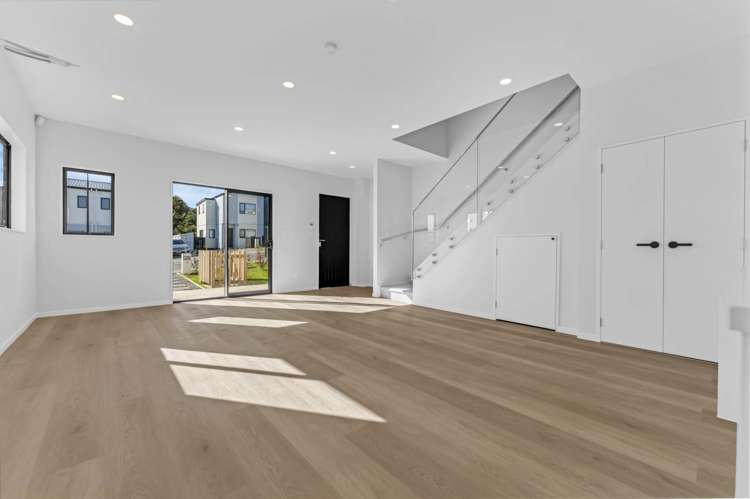 48 Crestview Rise Papakura_24