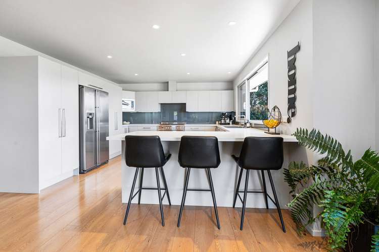 152 Valley View Road Otaika_6