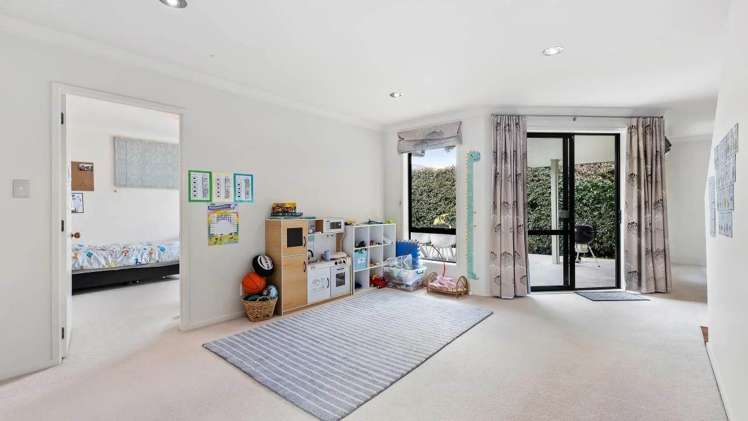 Te Wharau Drive Greenhithe_5