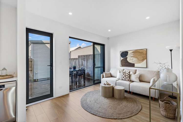 135 Clark Road Hobsonville_11