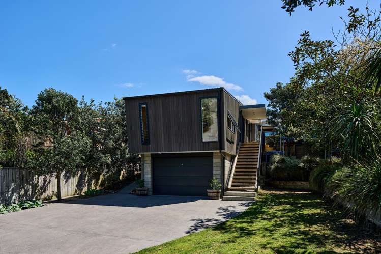 102 The Esplanade Raumati South_26