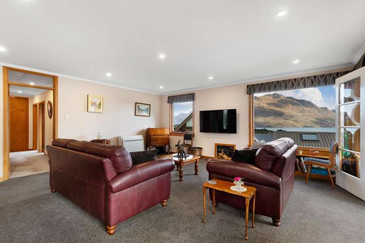 41 Suburb Street Queenstown_8