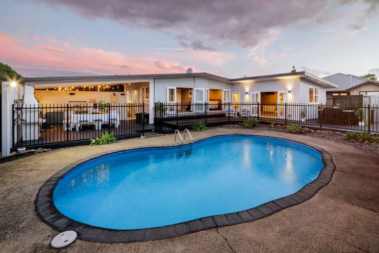 7 Chartwell Crescent Chartwell_17