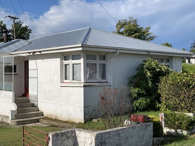 37 Harwich Street Balclutha_10