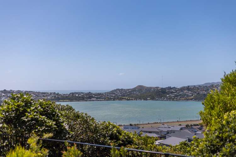60B Queen Charlotte Drive Aotea_17