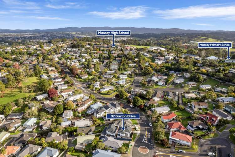 37 Garton Drive Massey_21