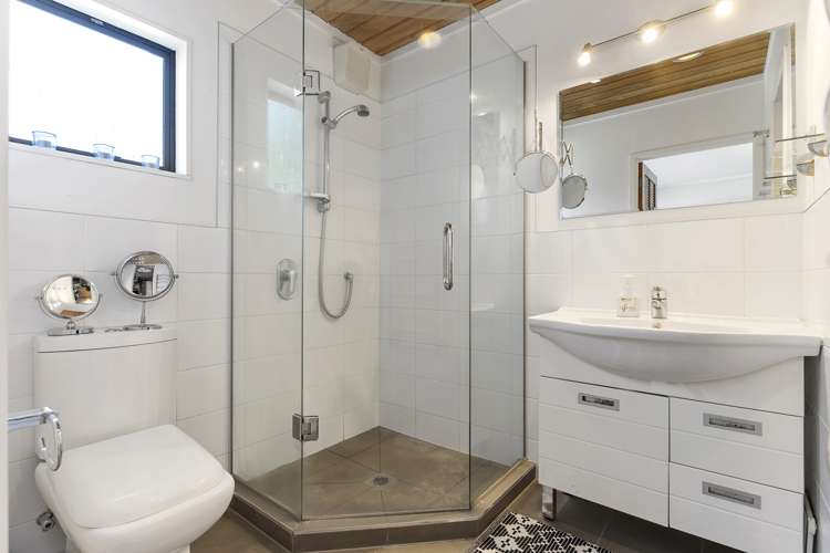 86 Godley Road Green Bay_20