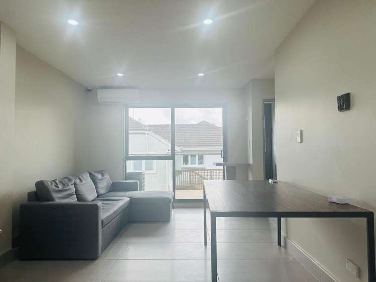 3/243 Mount Albert Road Wesley_2