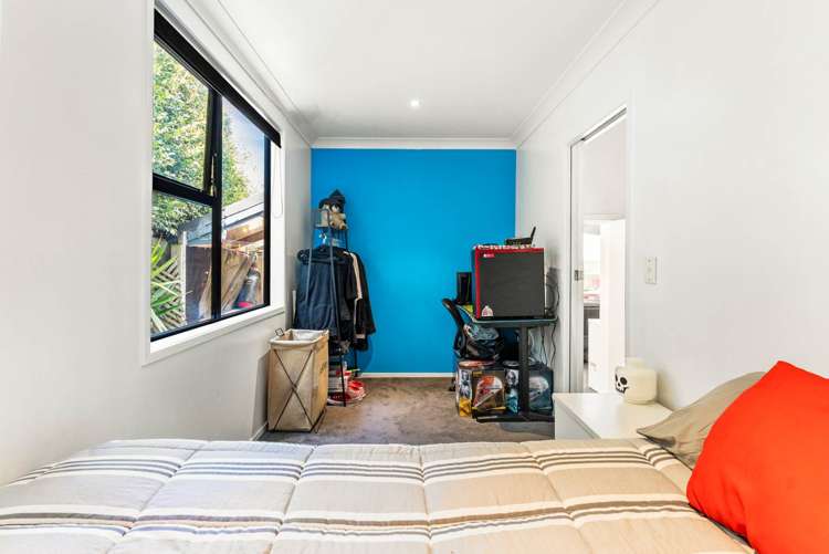 2/3 Price Crescent Mount Wellington_13