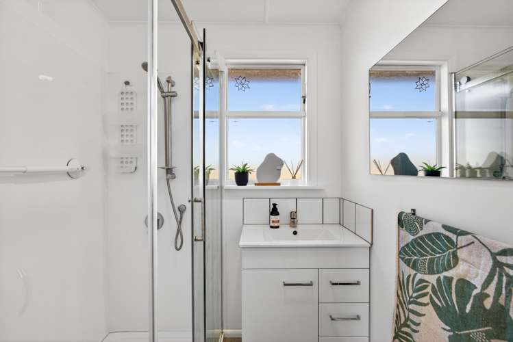 32 Venables Avenue Onekawa_12