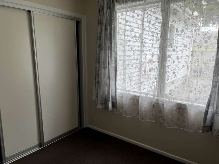 18 Freyberg Place Howick_8