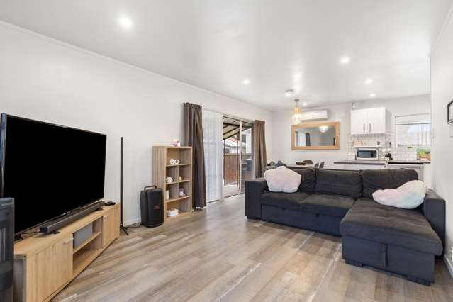 2/17 Poinsettia Place Henderson_4