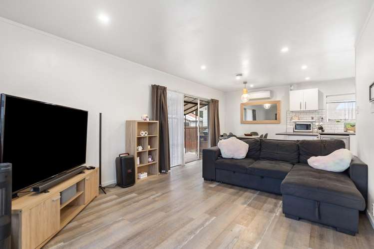 2/17 Poinsettia Place Henderson_4