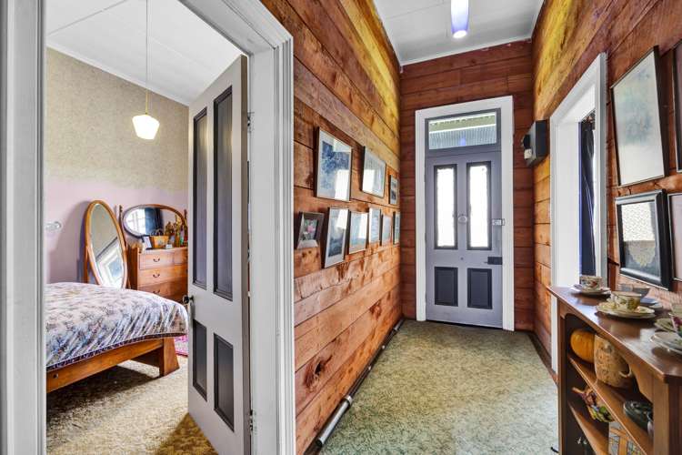 67 Orlando Street Stratford_10