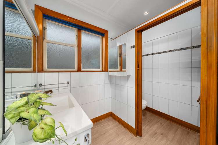 38 Tennyson Street Petone_23