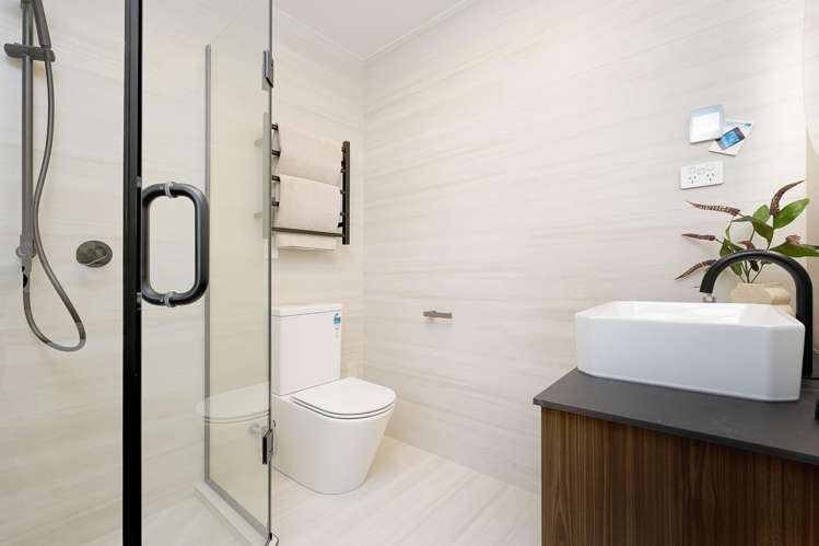 12 Streamview Way Long Bay_27