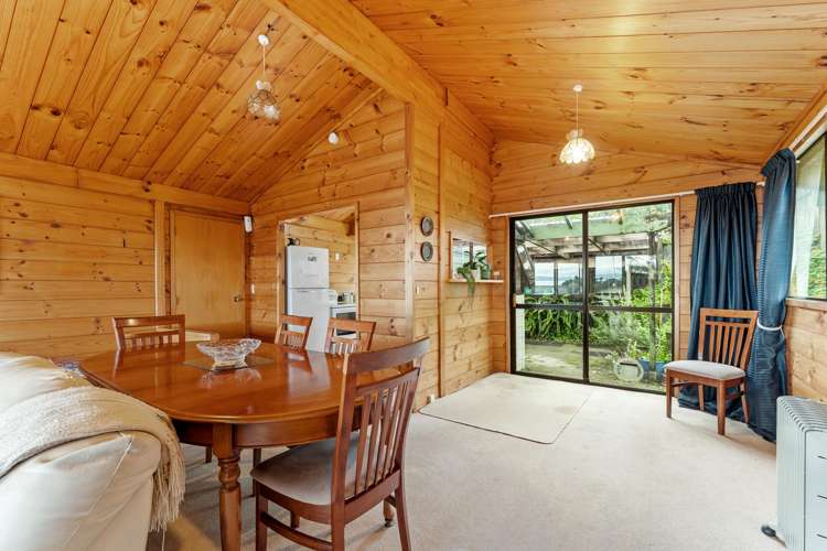 2/25 Beach Road Manly_9
