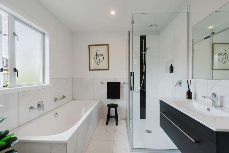 92 St James Drive Huntington_15