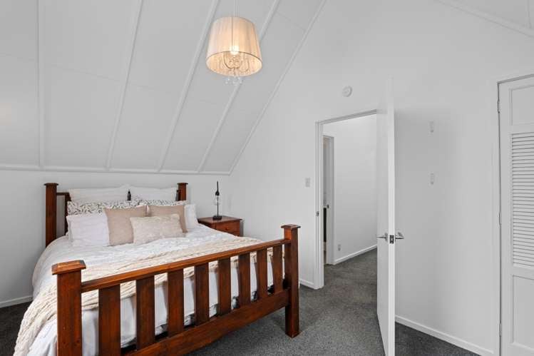 2/7 Highgate Avenue Merivale_20