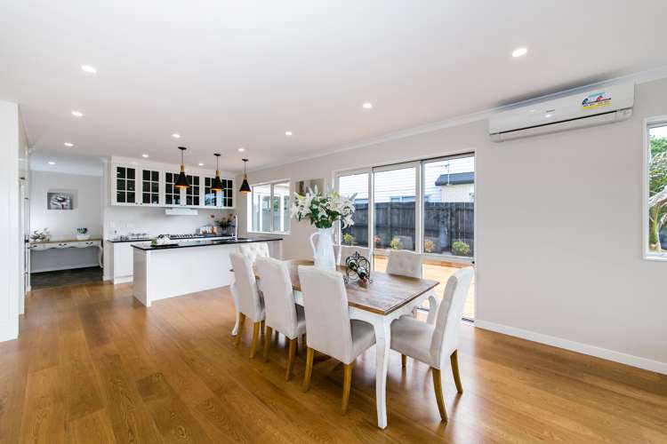 1c Vino Cina Heights Ranui_7