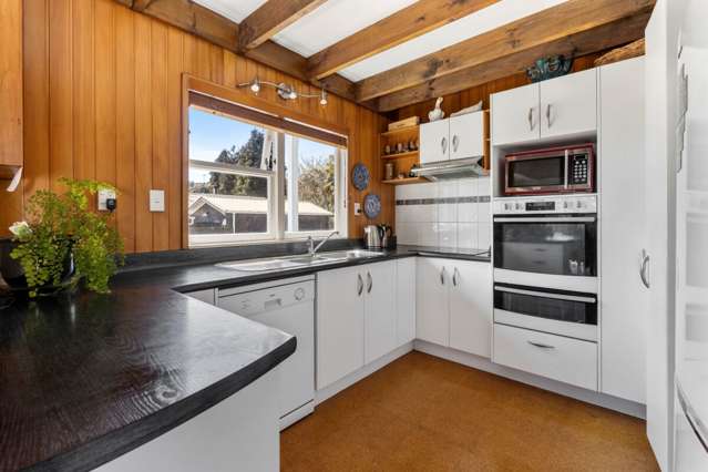 2/13 & 15 Taupahi Road Turangi_4