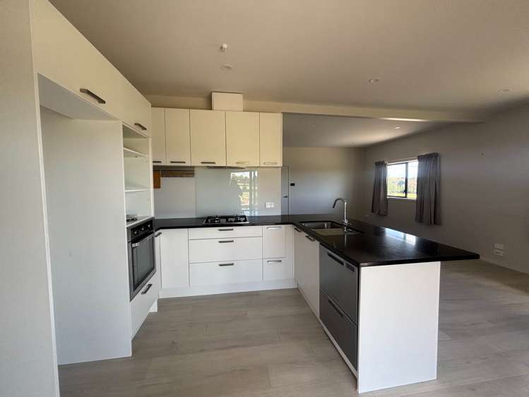 61 Jean MacKay Place_0