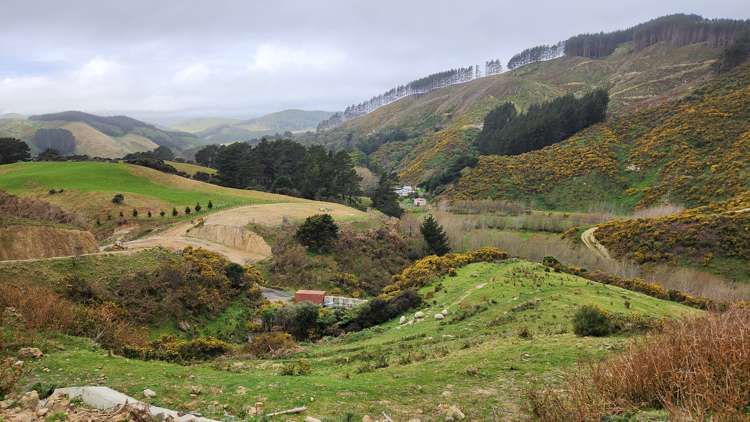 751 Makara Road Makara_4