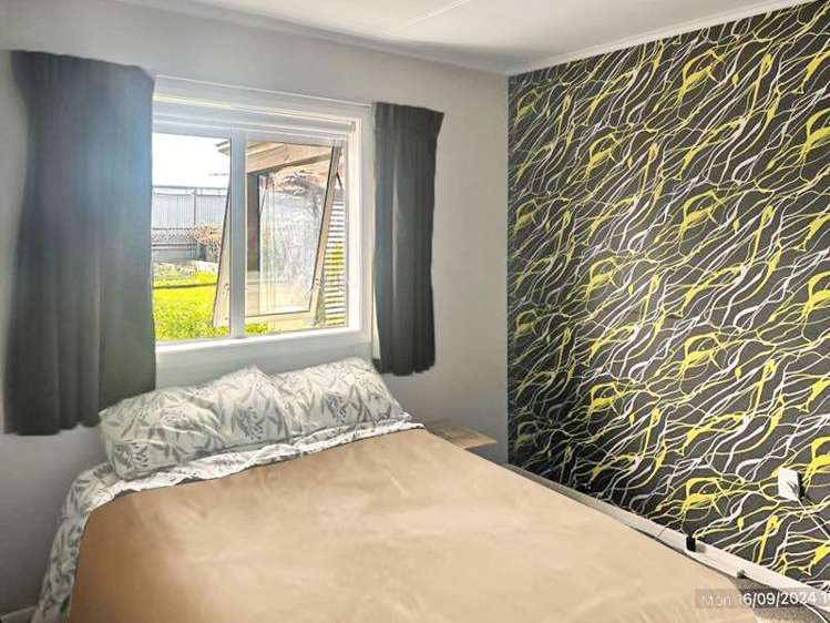 9 Haybittle Street 10643_9