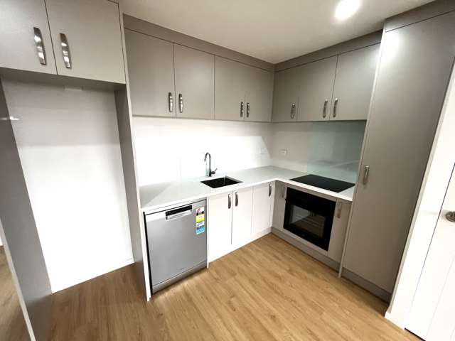 203/3 Beaumonts Way Manurewa_1