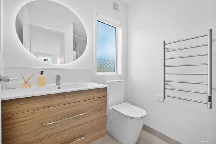 10 Wisteria Way Mairangi Bay_11