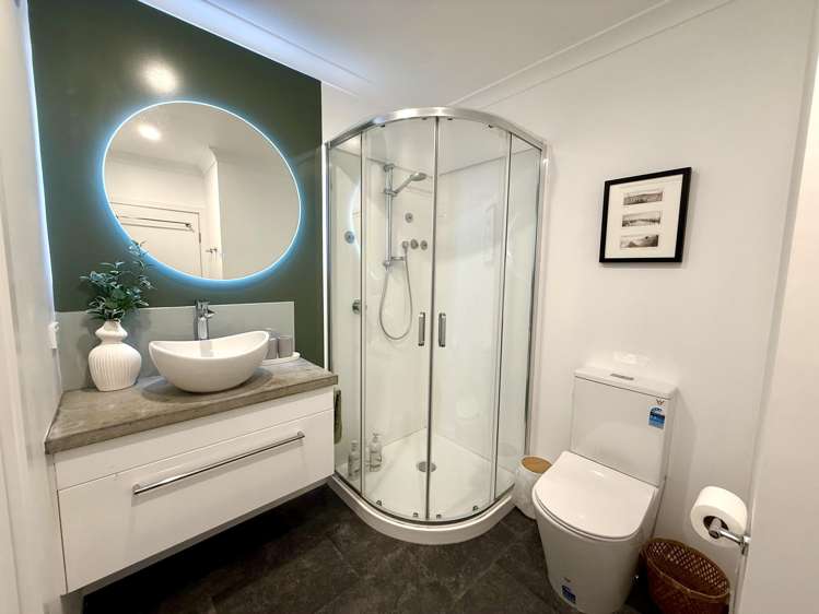 21 Government Road Raglan_17