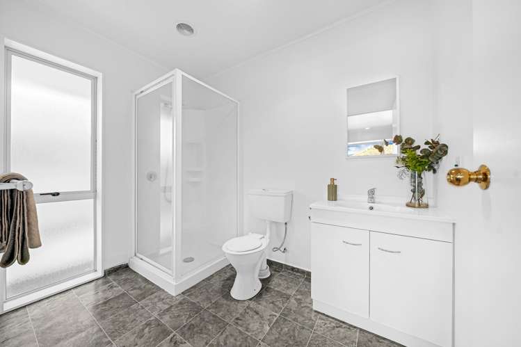 21 Glen Osborne Terrace Flat Bush_13