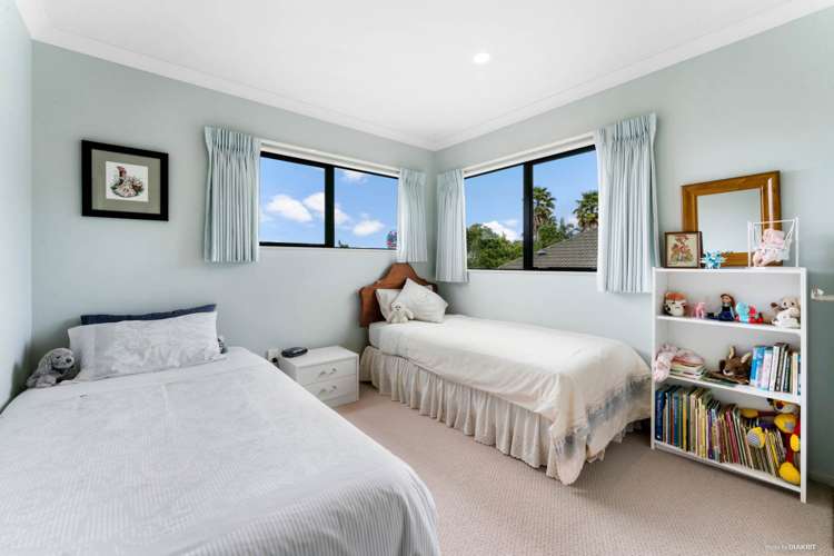 262 Hill Road The Gardens_8