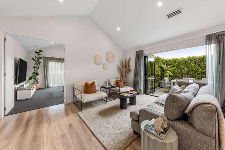 166 Wainui Road_5