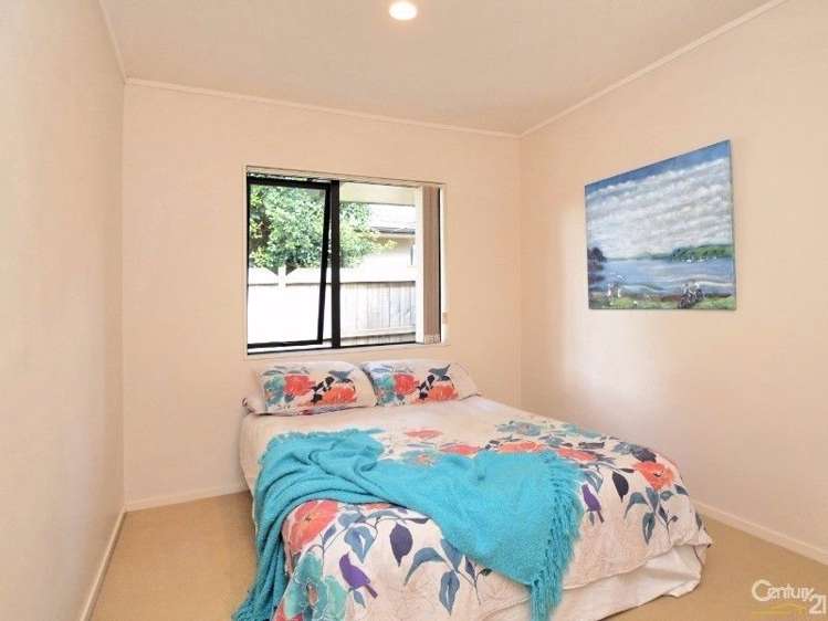 18 Ballydonegan Rise East Tamaki_9