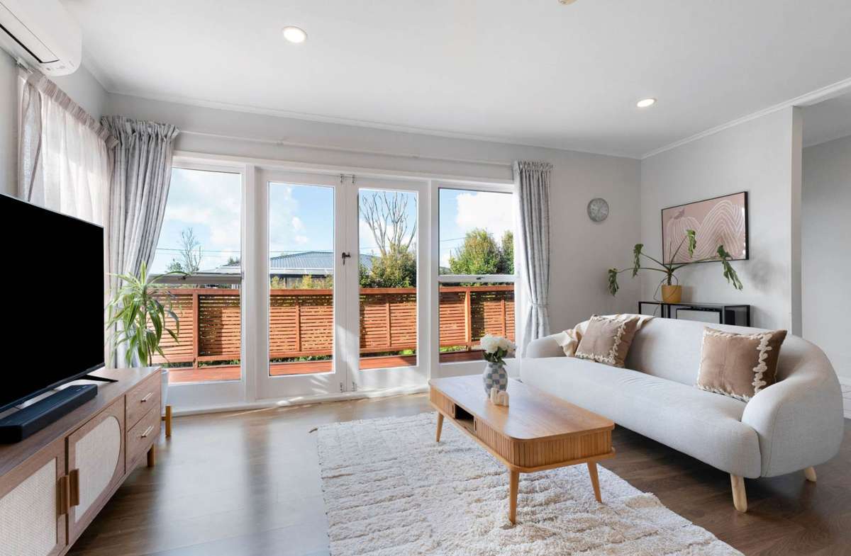 1/227 Wairau Road_2