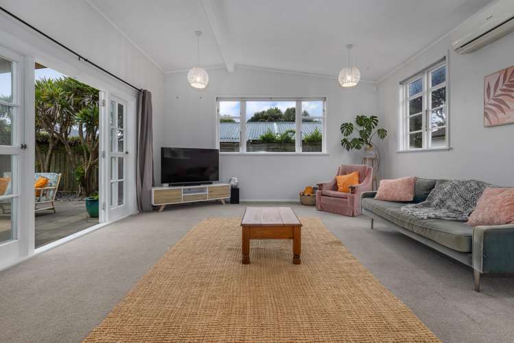 53 Tiromoana Road Raumati South_1