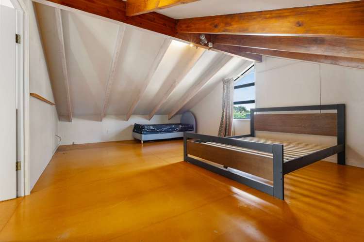 7 Bush Point Road Cable Bay_10