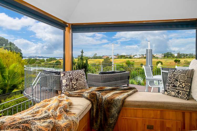 8 Lister Street Point Chevalier_21