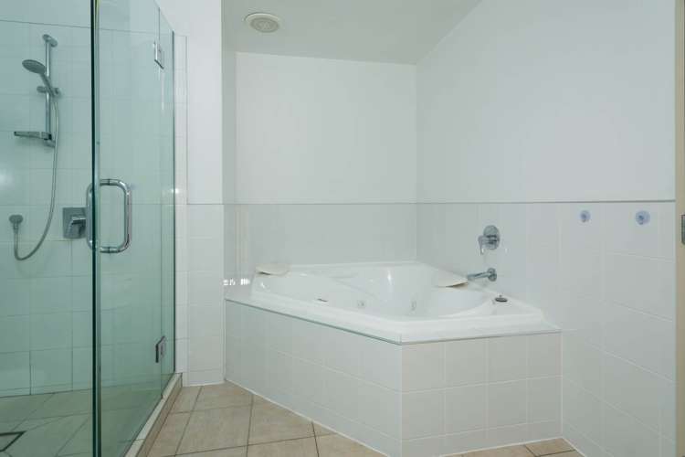 14/19 Langana Avenue Browns Bay_10