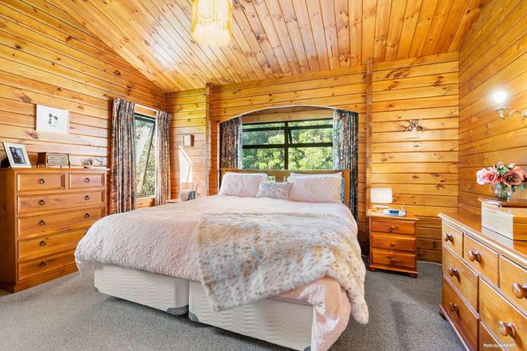 1/1129 Whangaparaoa Road Tindalls Beach_14