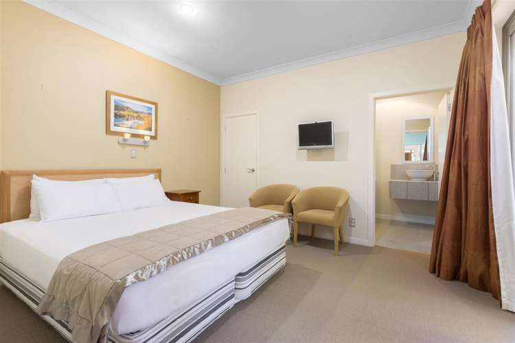 56 Golf Course Road Wanaka_10